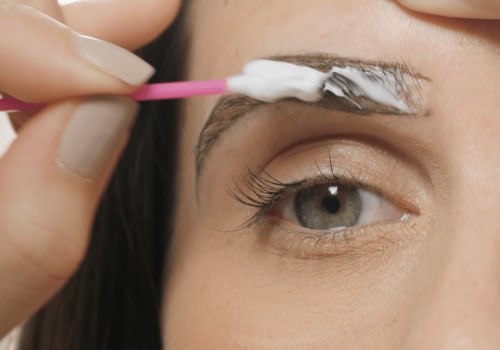 Does it hurt to have permanent eyebrows?